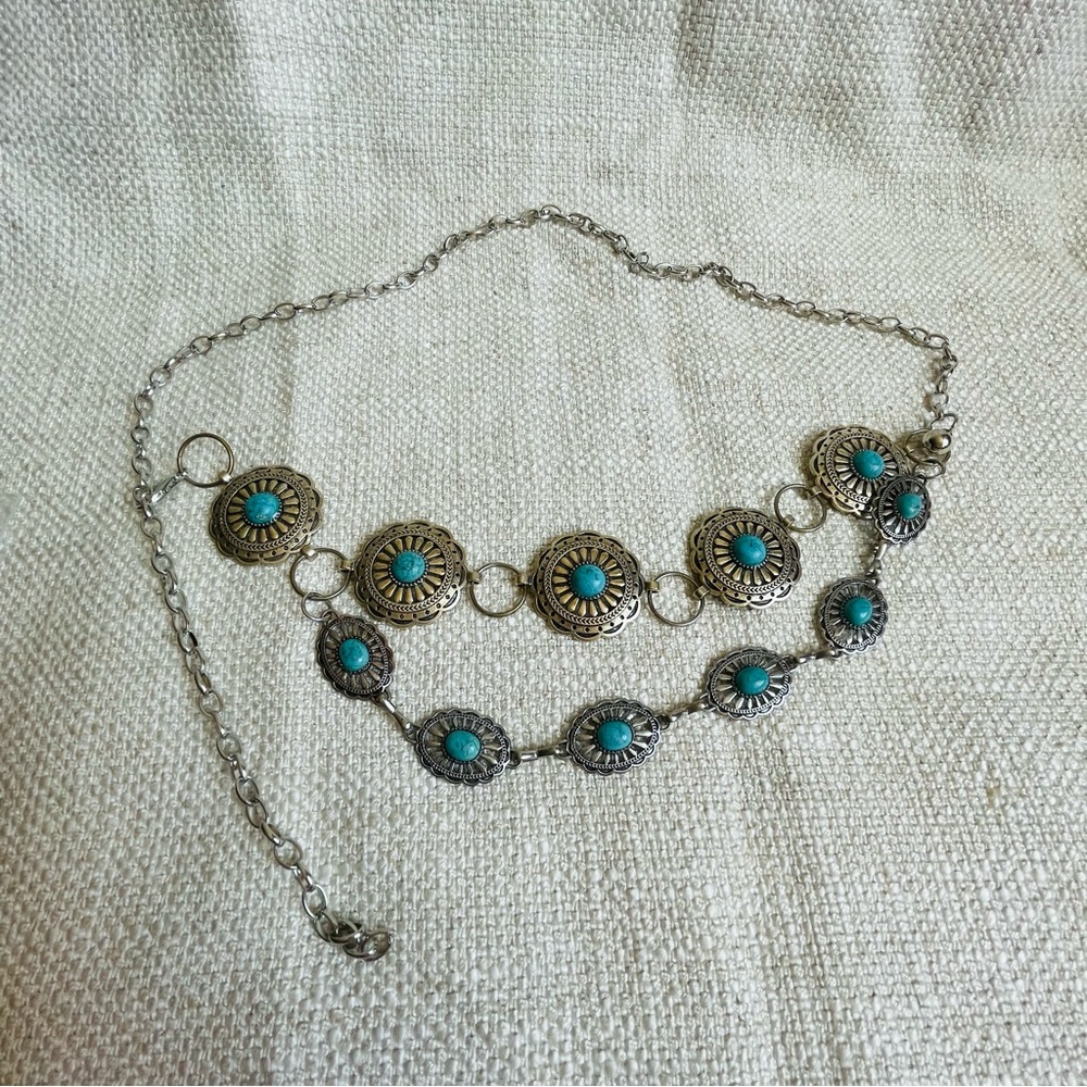 Howlite Concho Silver-Tone Layered Metal Belt